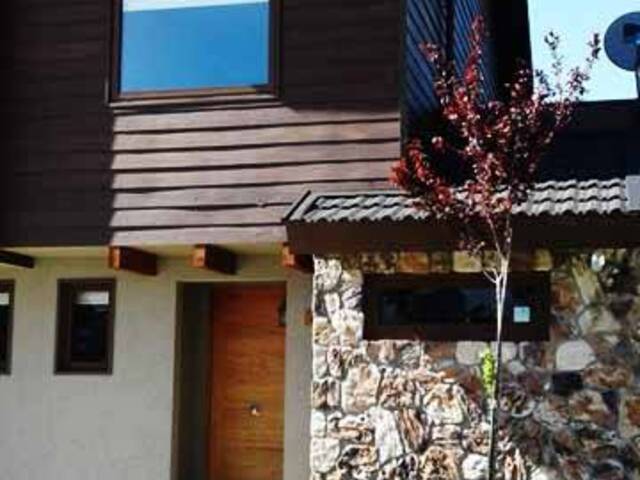 #915 - Casa para Arriendo en Pucón - IX - 1